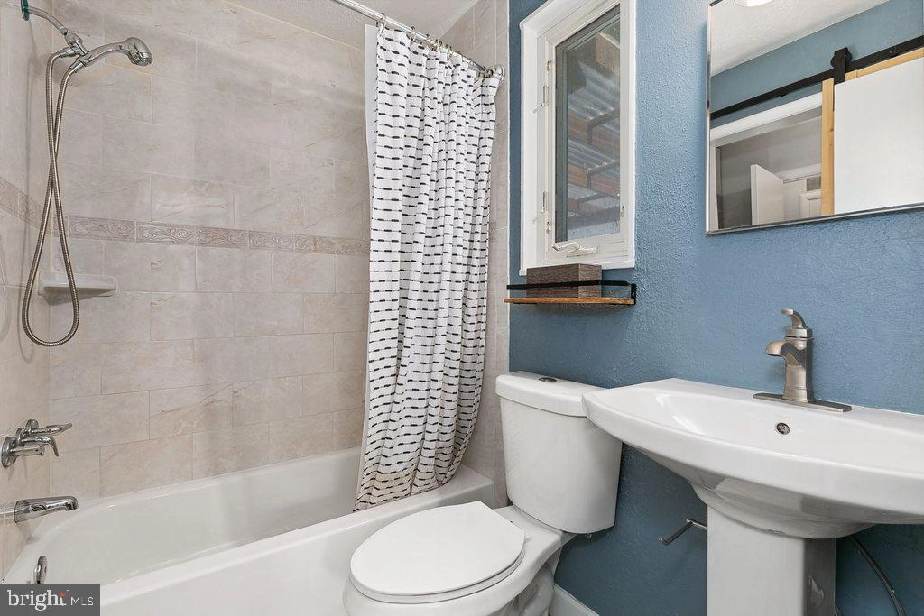 2817 Kingswell Dr, Silver Spring, MD 20902 photo 30