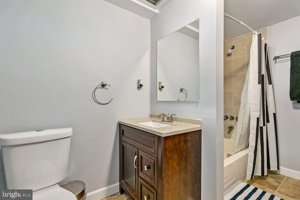 2817 Kingswell Dr, Silver Spring, MD 20902 photo 36