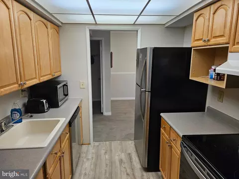 15310 Beaverbrook Ct #89-1C, Silver Spring, MD 20906 photo 3