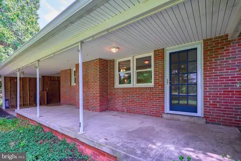 15901 Barnesville Rd, Boyds, MD 20841 photo 7