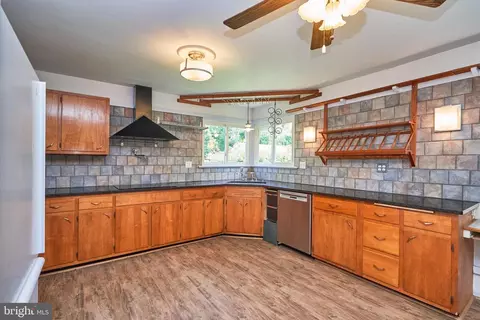 15901 Barnesville Rd, Boyds, MD 20841 photo 15