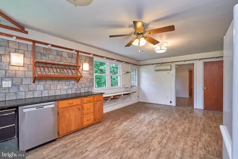 15901 Barnesville Rd, Boyds, MD 20841 photo 17