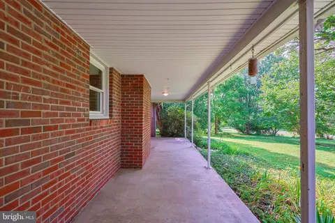 15901 Barnesville Rd, Boyds, MD 20841 photo 8