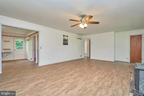 15901 Barnesville Rd, Boyds, MD 20841 photo 13