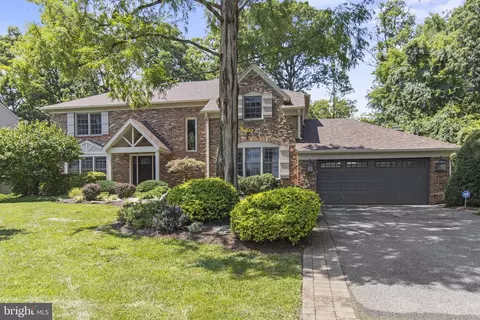 10016 Hall Rd, Potomac, MD 20854