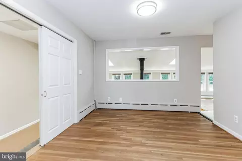 11407 Norris Dr, Silver Spring, MD 20902 photo 6