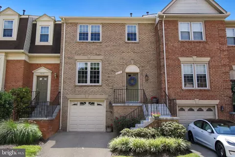 7212 Taveshire Way, Bethesda, MD 20817