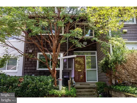 866 New Mark Esplanade, Rockville, MD 20850
