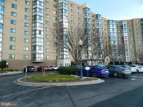 3310 N Leisure World Blvd #815-6, Silver Spring, MD 20906