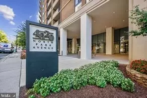 4620 N Park Ave #203E, Chevy Chase, MD 20815