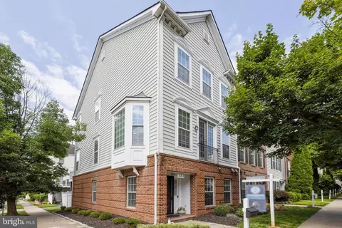 583 Market St E, Gaithersburg, MD 20878