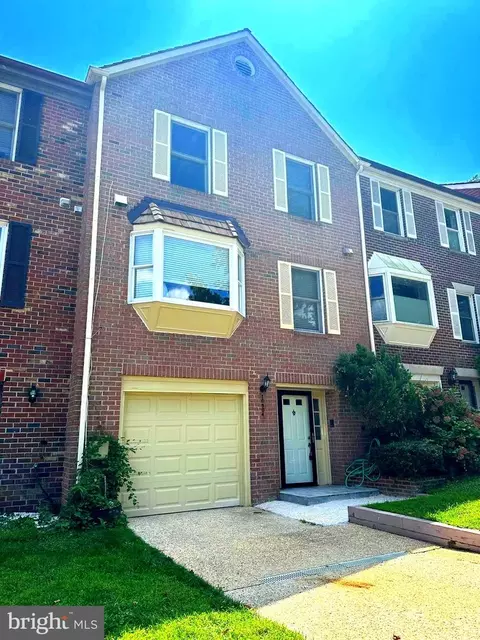 10904 Pebble Run Dr, Silver Spring, MD 20902 photo 8
