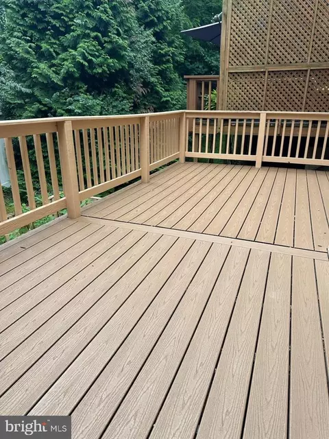 10904 Pebble Run Dr, Silver Spring, MD 20902 photo 5