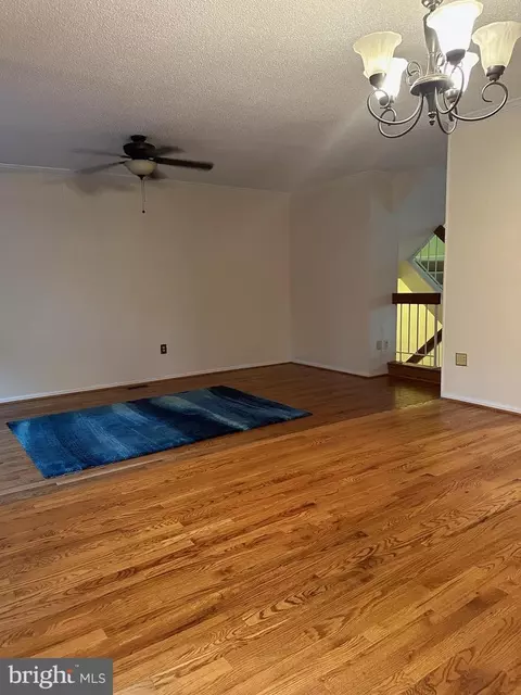 10904 Pebble Run Dr, Silver Spring, MD 20902 photo 29