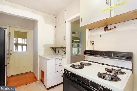 9605 Bristol Ave, Silver Spring, MD 20901 photo 11