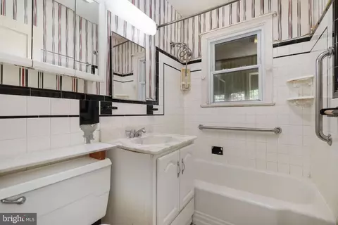 9605 Bristol Ave, Silver Spring, MD 20901 photo 14