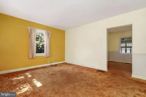 9605 Bristol Ave, Silver Spring, MD 20901 photo 6