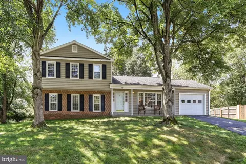10 Winesap Ct, North Potomac, MD 20878