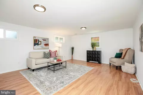 1110 Chiswell Ln, Silver Spring, MD 20901 photo 24