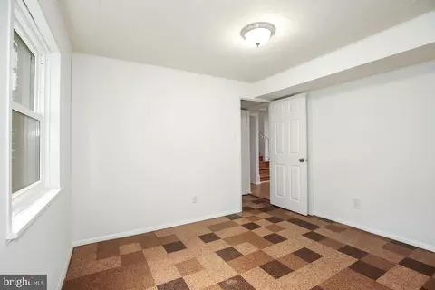 1110 Chiswell Ln, Silver Spring, MD 20901 photo 27