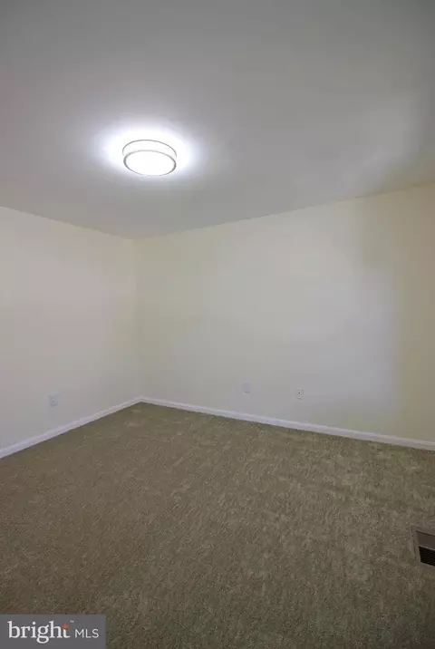 11448 Oak Leaf Dr, Silver Spring, MD 20901 photo 25