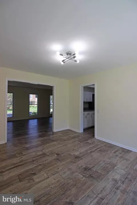 11448 Oak Leaf Dr, Silver Spring, MD 20901 photo 17