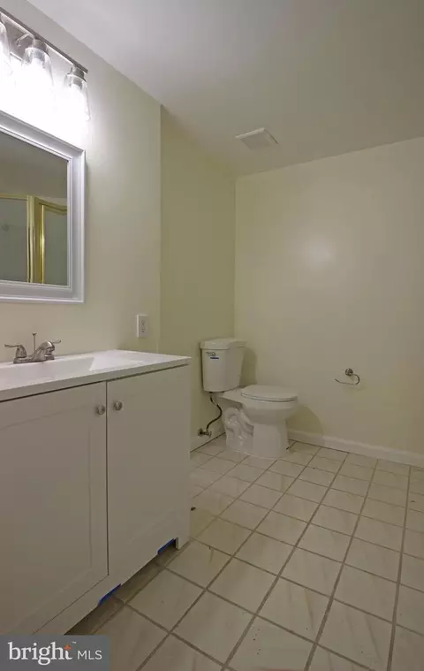 11448 Oak Leaf Dr, Silver Spring, MD 20901 photo 59