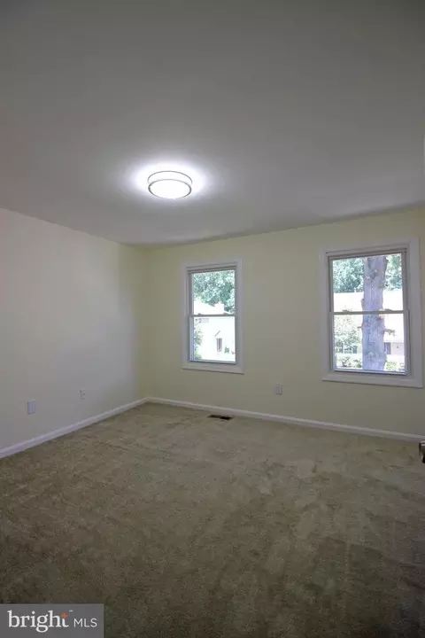 11448 Oak Leaf Dr, Silver Spring, MD 20901 photo 22