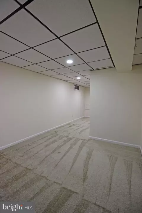 11448 Oak Leaf Dr, Silver Spring, MD 20901 photo 56