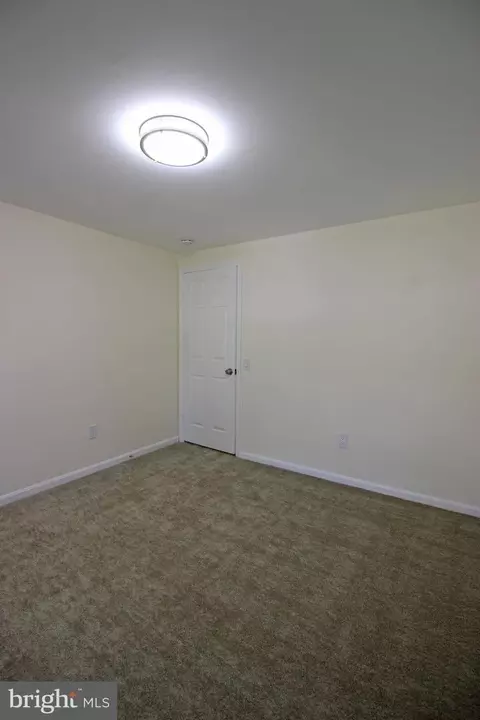 11448 Oak Leaf Dr, Silver Spring, MD 20901 photo 24