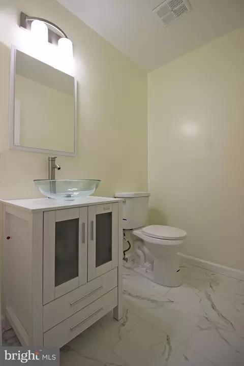 11448 Oak Leaf Dr, Silver Spring, MD 20901 photo 19
