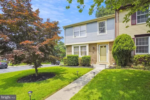 19759 Framingham Dr, Gaithersburg, MD 20879