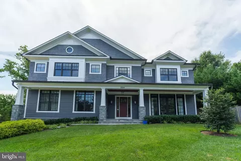 5504 Pembroke Ter, Bethesda, MD 20817