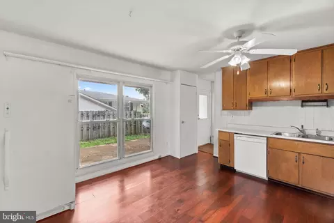 12903 Broadmore Rd, Silver Spring, MD 20904 photo 13