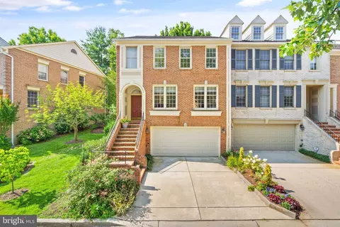 10920 Bloomingdale Dr, Rockville, MD 20852