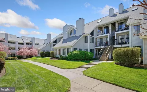 1617 Carriage House Ter #B, Silver Spring, MD 20904