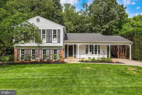 214 Summit Hall Rd, Gaithersburg, MD 20877