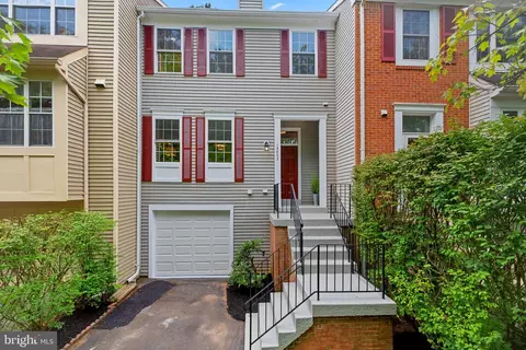 13802 Grey Colt Dr, North Potomac, MD 20878