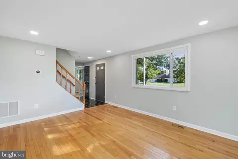 19320 Hempstone Ave, Poolesville, MD 20837 photo 28
