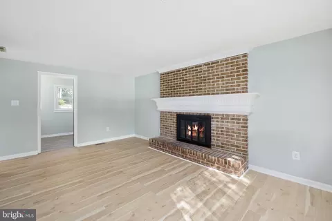 19320 Hempstone Ave, Poolesville, MD 20837 photo 14