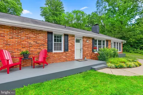 26811 Clarksburg Rd, Damascus, MD 20872