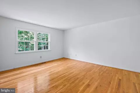 11233 Fall River Ct, Potomac, MD 20854 photo 43
