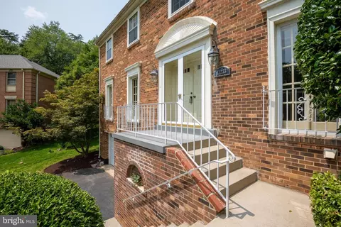 11233 Fall River Ct, Potomac, MD 20854 photo 3