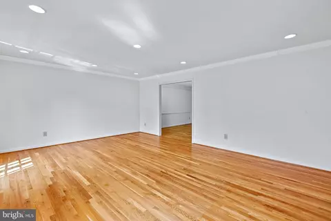 11233 Fall River Ct, Potomac, MD 20854 photo 14