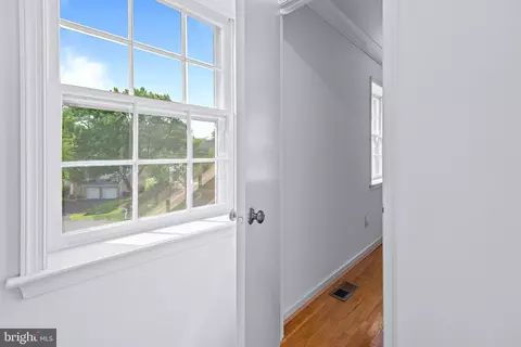 11233 Fall River Ct, Potomac, MD 20854 photo 62