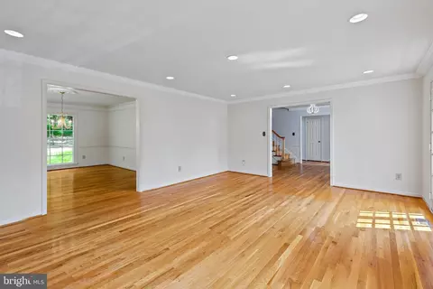 11233 Fall River Ct, Potomac, MD 20854 photo 15