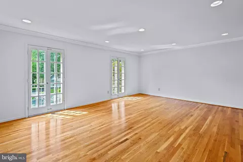 11233 Fall River Ct, Potomac, MD 20854 photo 12