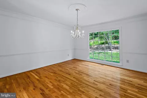 11233 Fall River Ct, Potomac, MD 20854 photo 18