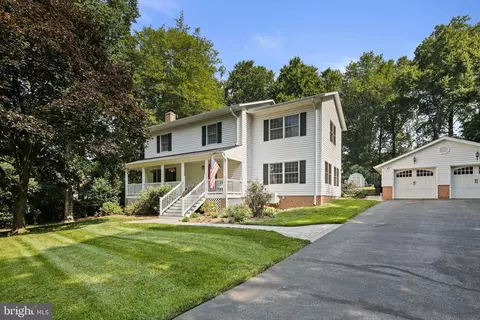 2924 Greencastle Rd, Burtonsville, MD 20866