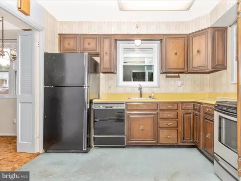 1615 Parham Rd, Silver Spring, MD 20903 photo 18